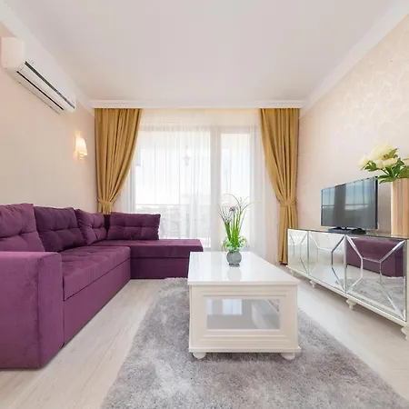 Harmony Grand アパートホテル 4*