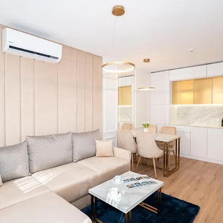 アパートホテル Harmony Grand 4*