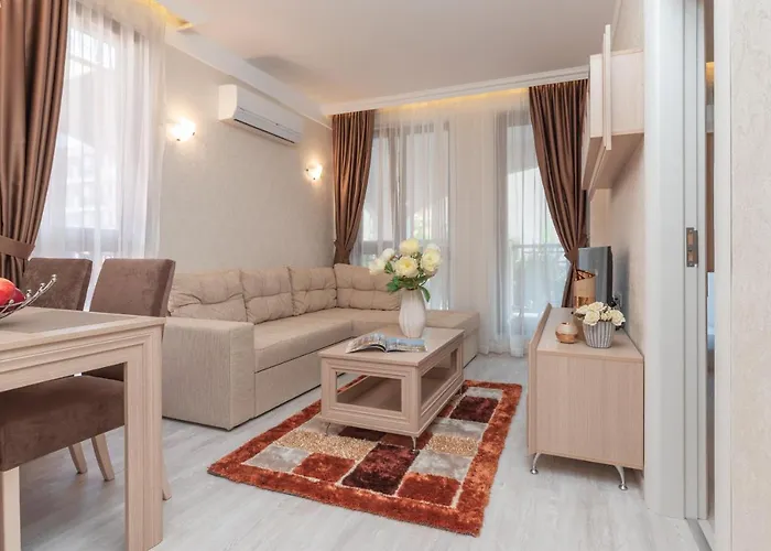 Harmony Grand Apartmanhotel 4*