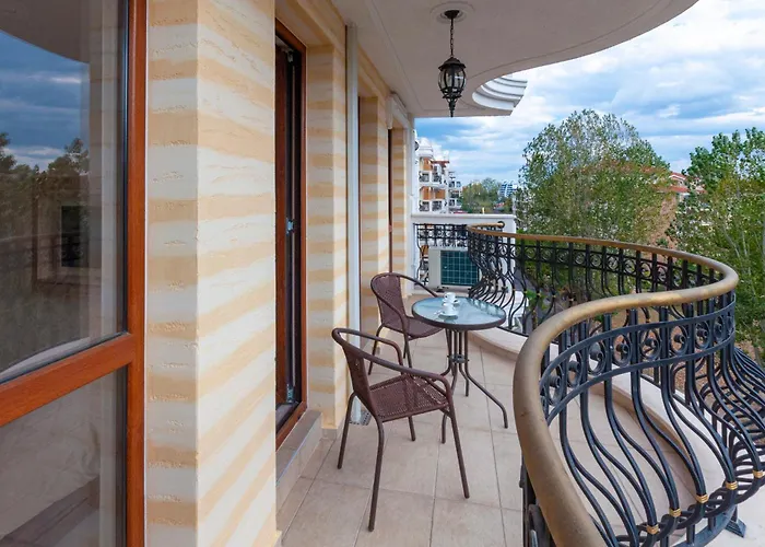 Harmony Grand Apartmanhotel 4*