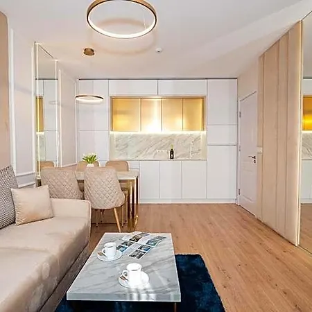 Harmony Grand شقة فندقية 4*