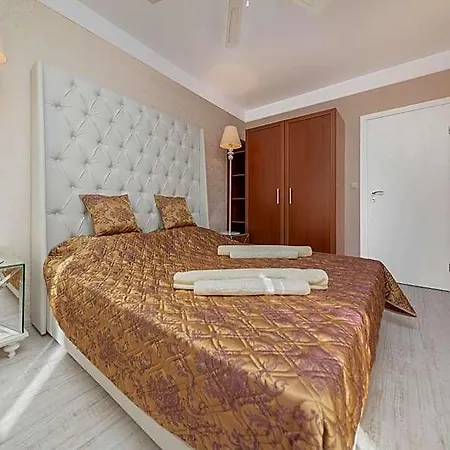 Harmony Grand شقة فندقية ساني بيتش