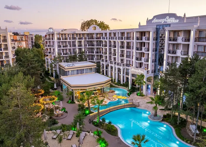 Harmony Grand Aparthotel 4*