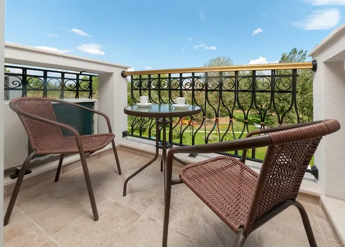 Harmony Grand Aparthotel 4*