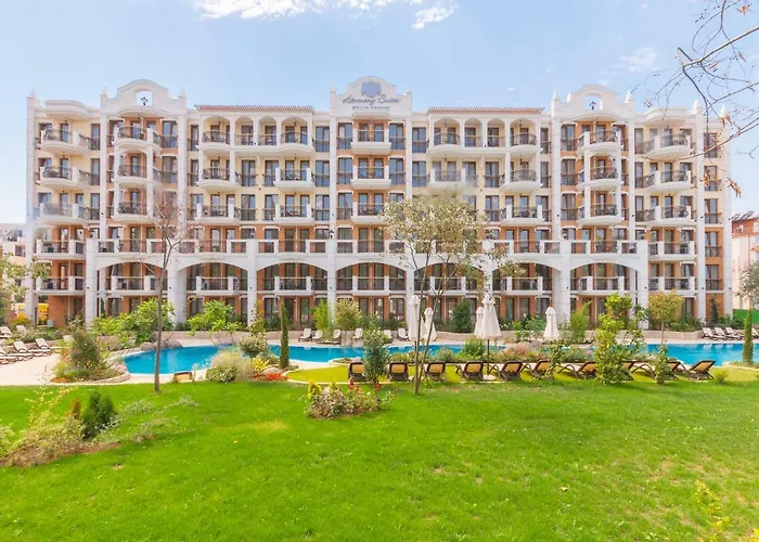 Harmony Grand Aparthotel 4*